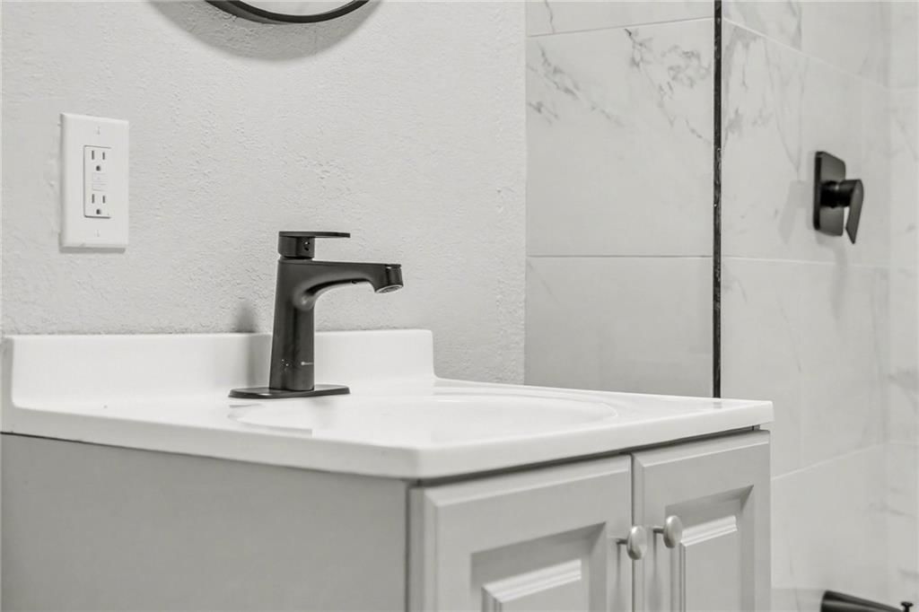 722 Stewart Avenue — photo 21