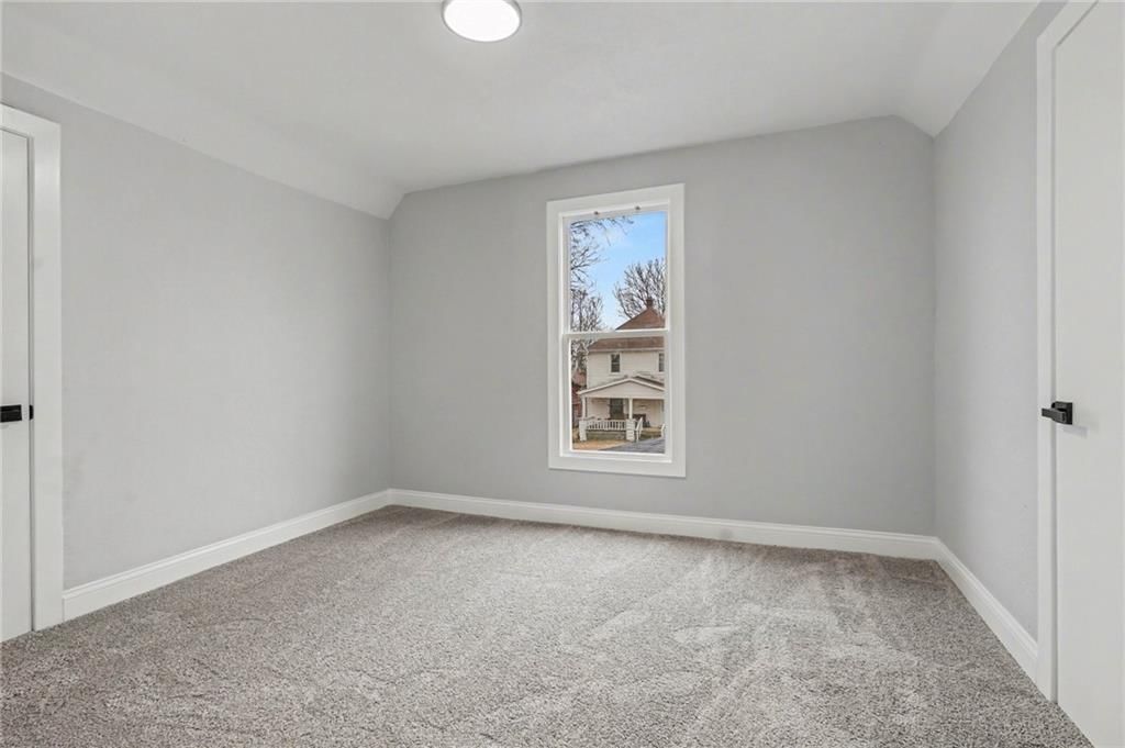 722 Stewart Avenue — photo 23
