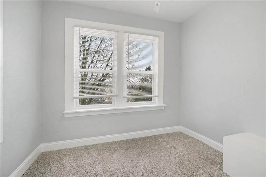722 Stewart Avenue — photo 27