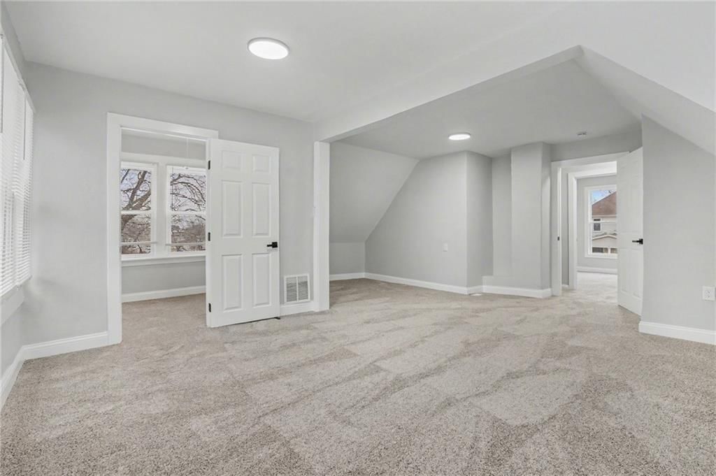 722 Stewart Avenue — photo 28