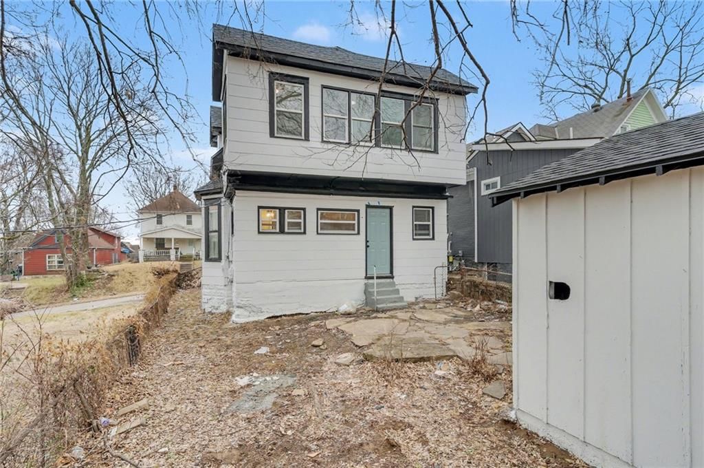 722 Stewart Avenue — photo 32