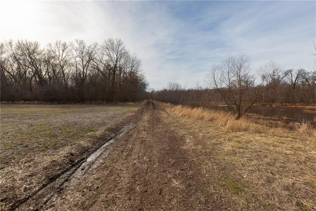 000 520th Road — photo 26