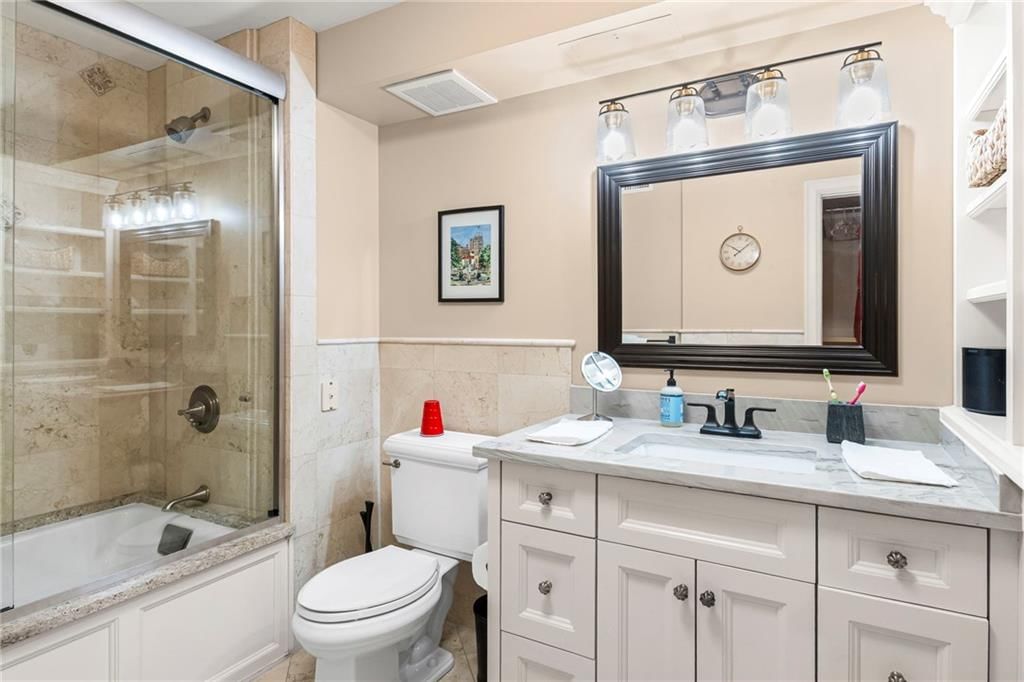 803 W 48th Street — photo 21