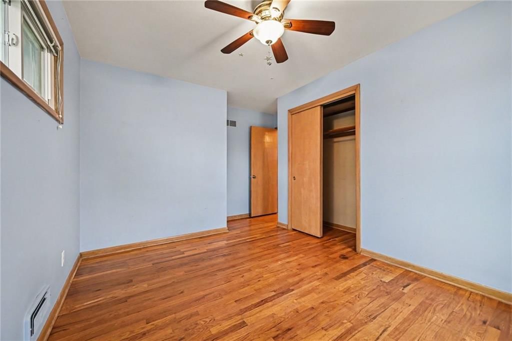 9106 W 97th Street — photo 17