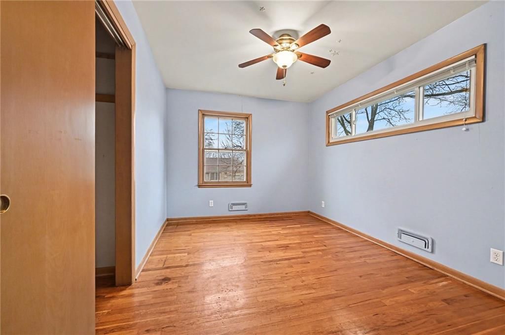 9106 W 97th Street — photo 18