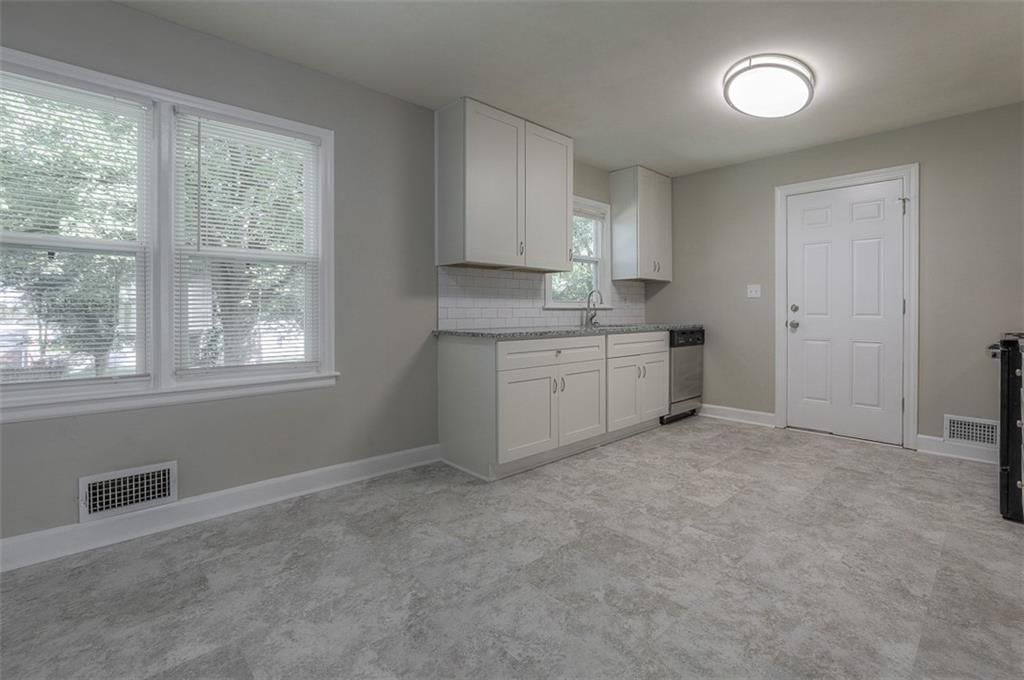 7209 Oxford Avenue — photo 8