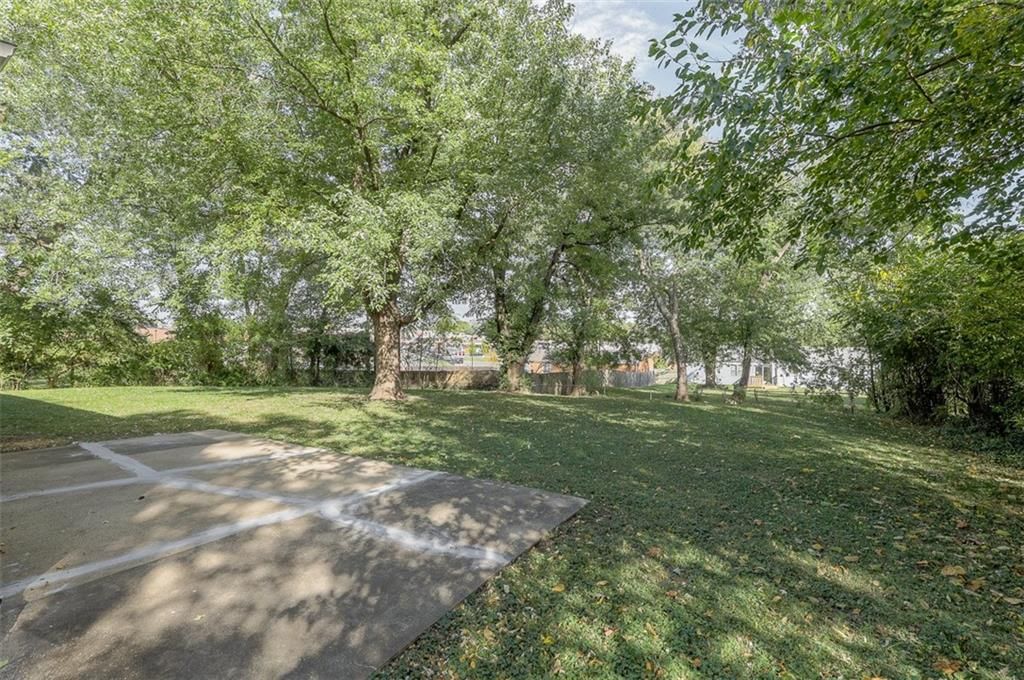 7209 Oxford Avenue — photo 32