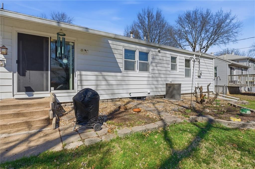 8209 E 133rd Terrace — photo 36