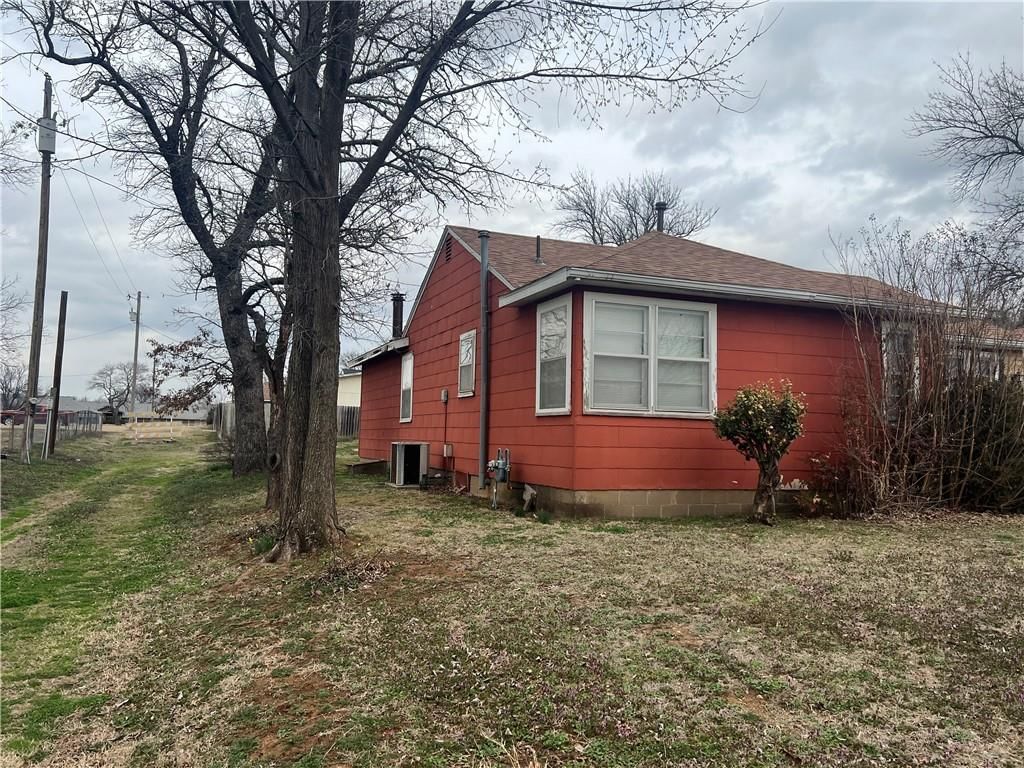 206 W Bradley Street — photo 3
