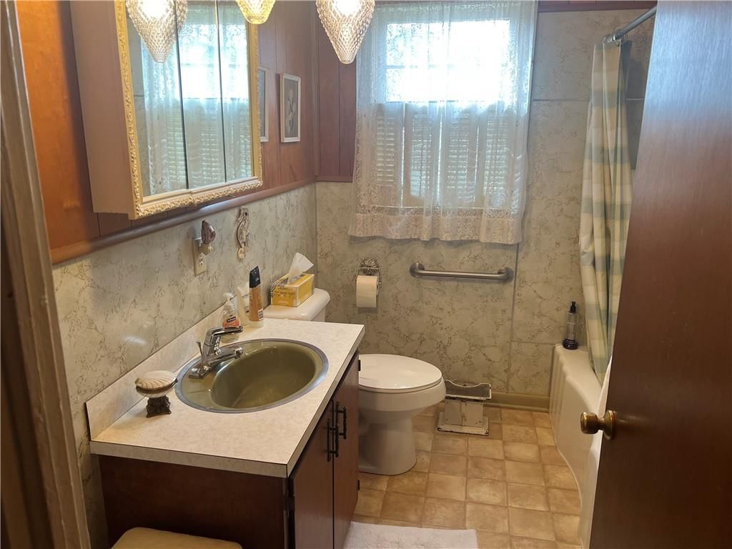 206 W Bradley Street — photo 9