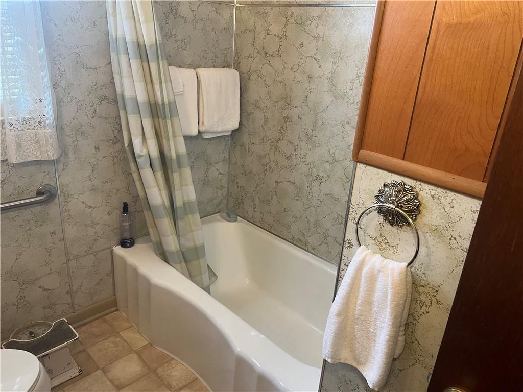206 W Bradley Street — photo 10