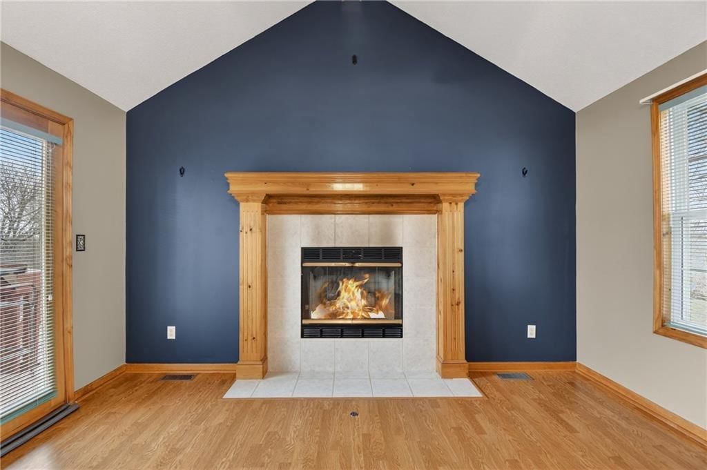 2304 Valley View W Drive — photo 6
