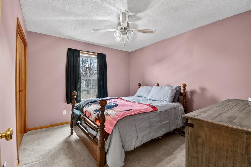 2304 Valley View W Drive — photo 20
