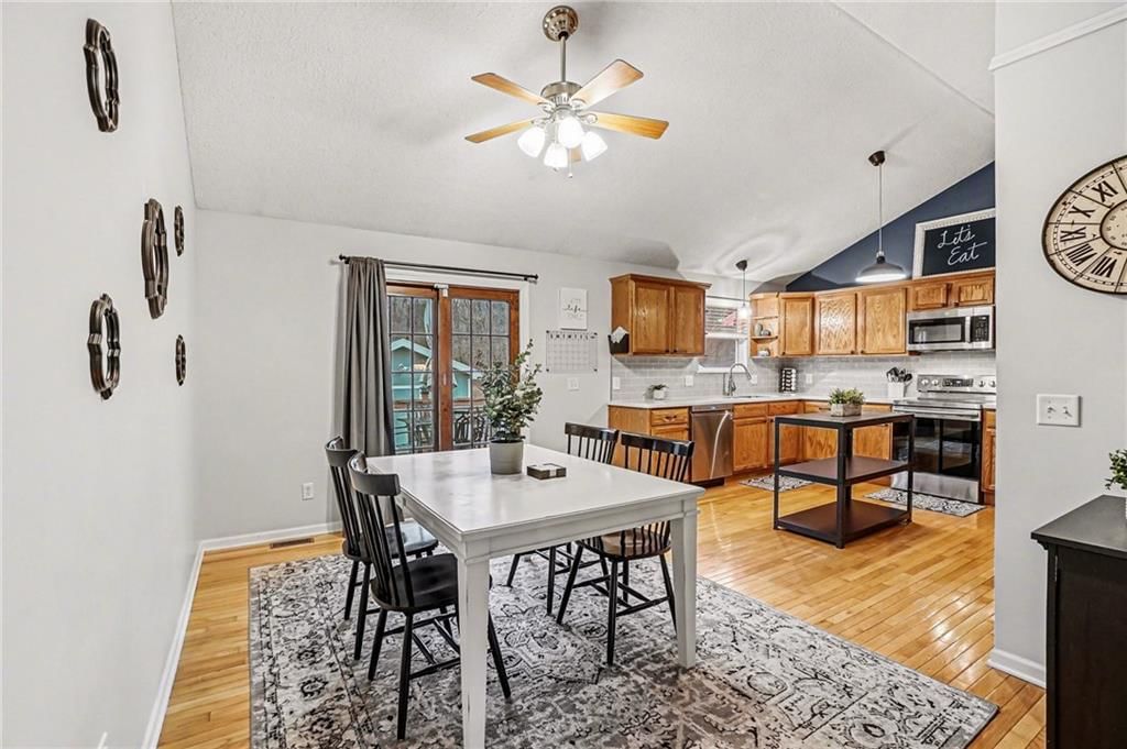 2204 Meadow Trail — photo 9