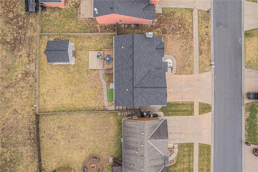 2204 Meadow Trail — photo 31
