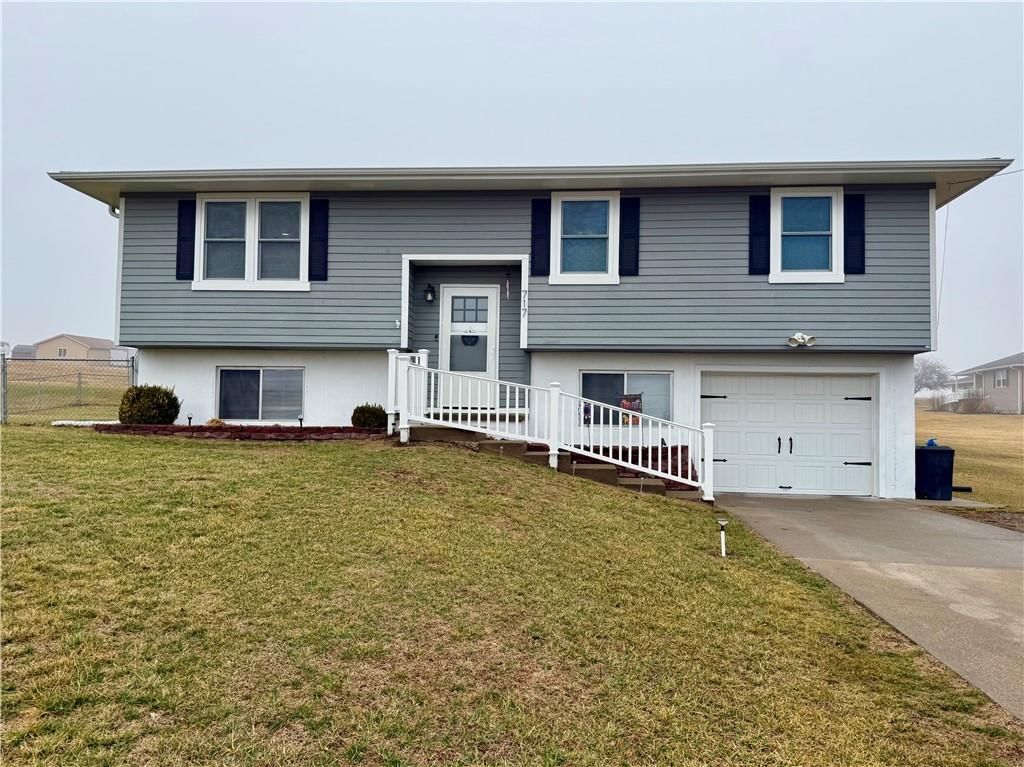 717 E south Avenue, Maryville, MO