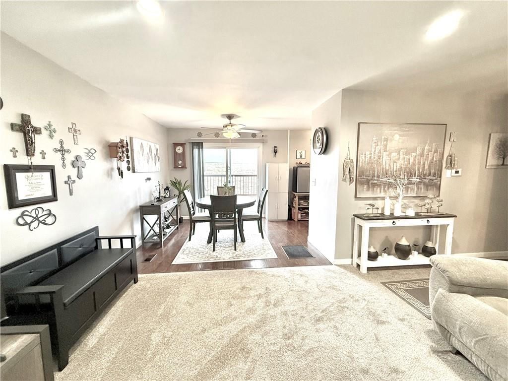 717 E south Avenue — photo 9