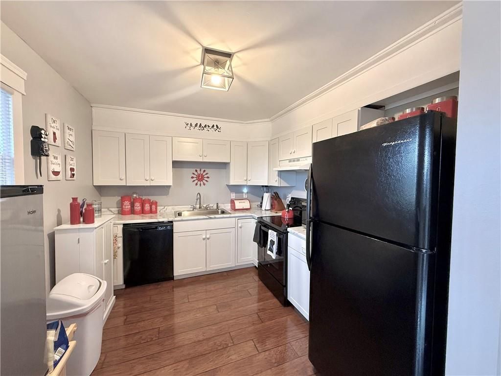 717 E south Avenue — photo 12