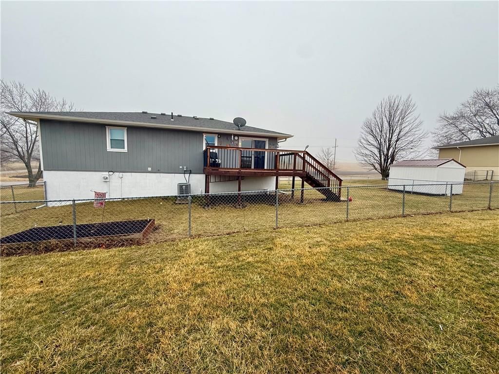 717 E south Avenue — photo 28