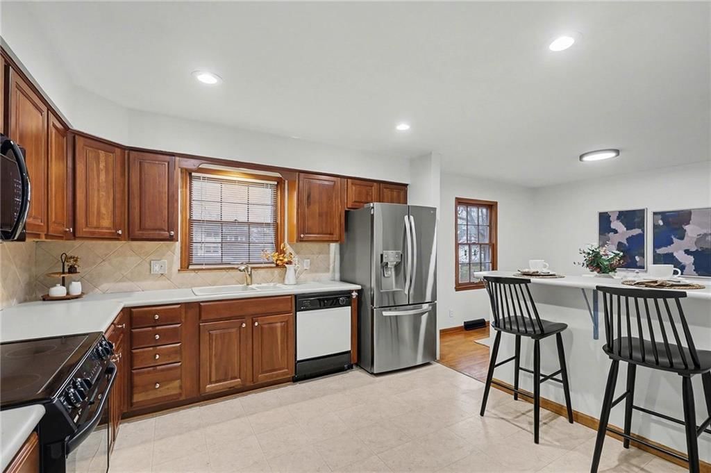 7516 W 96th Terrace — photo 10