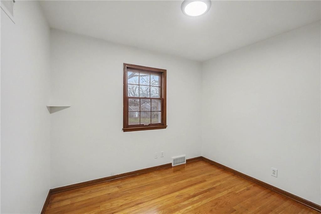 7516 W 96th Terrace — photo 16