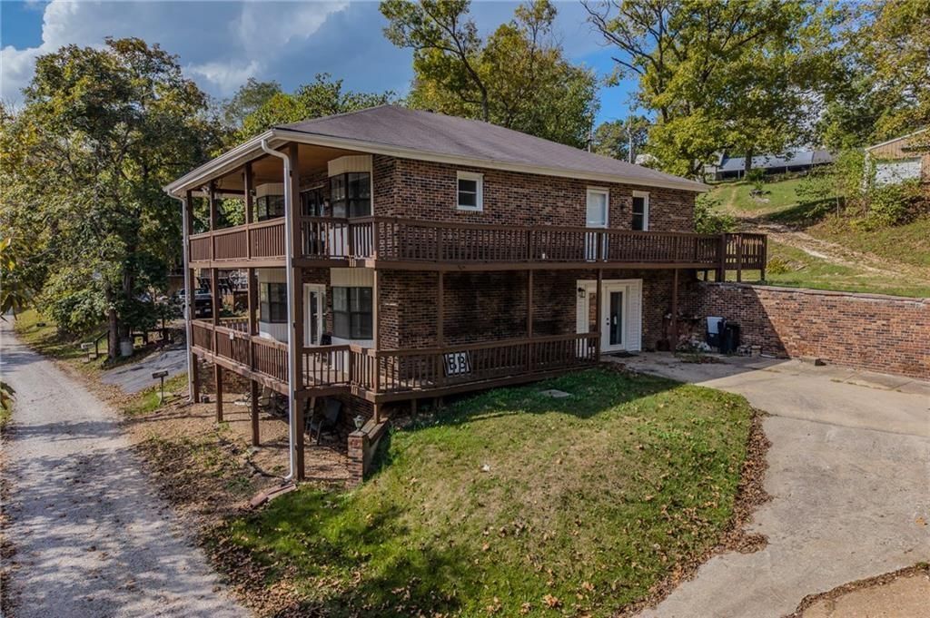 28247 W Cove Drive — photo 2