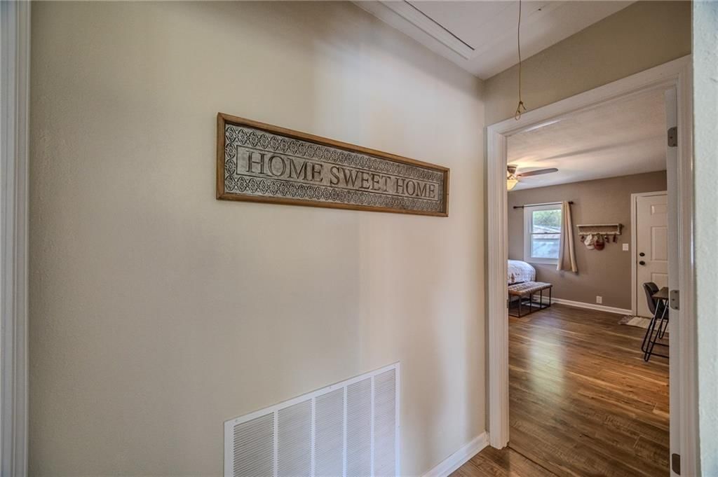 28247 W Cove Drive — photo 11