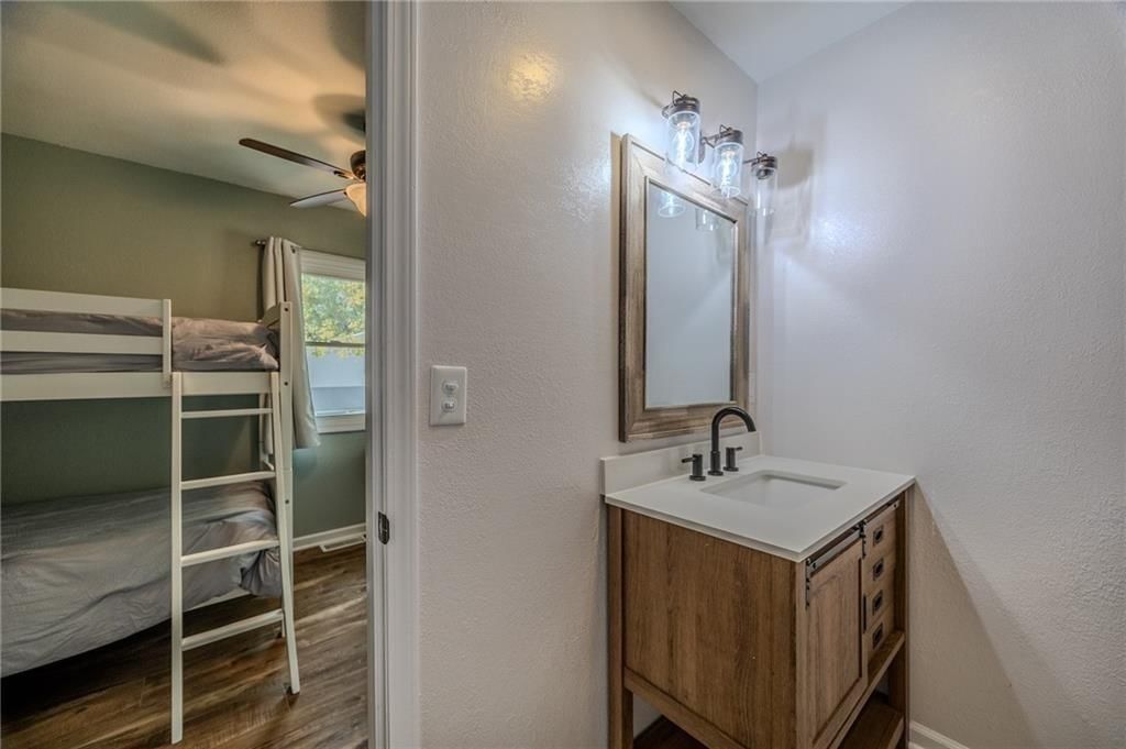 28247 W Cove Drive — photo 16