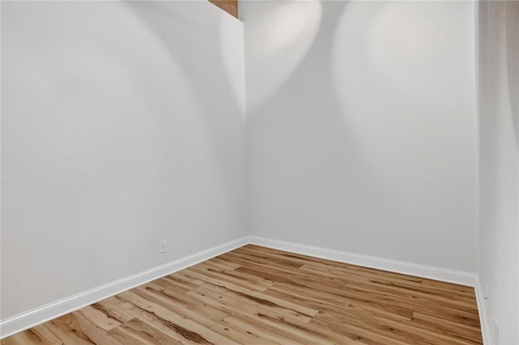 609 CENTRAL Street — photo 14