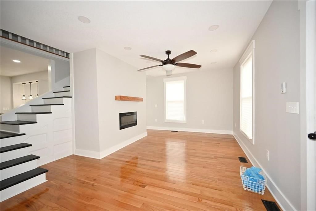 306 Lewis Street — photo 17