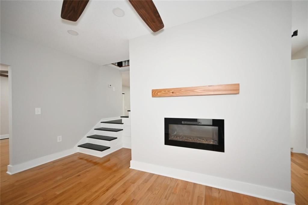 306 Lewis Street — photo 18