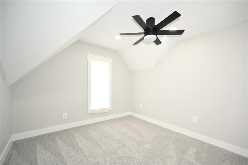 306 Lewis Street — photo 43