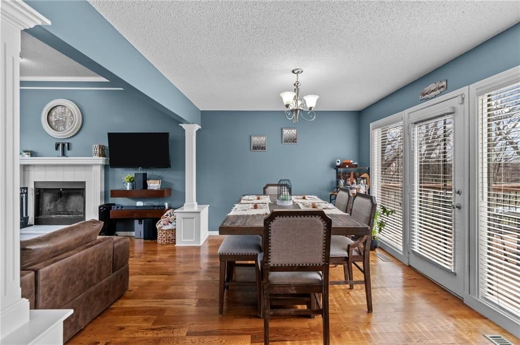 7833 N Strathbury Avenue — photo 7