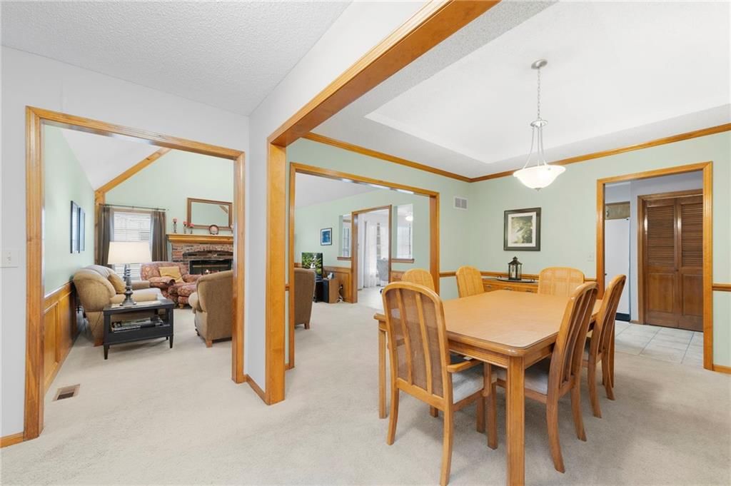11800 England Street — photo 4