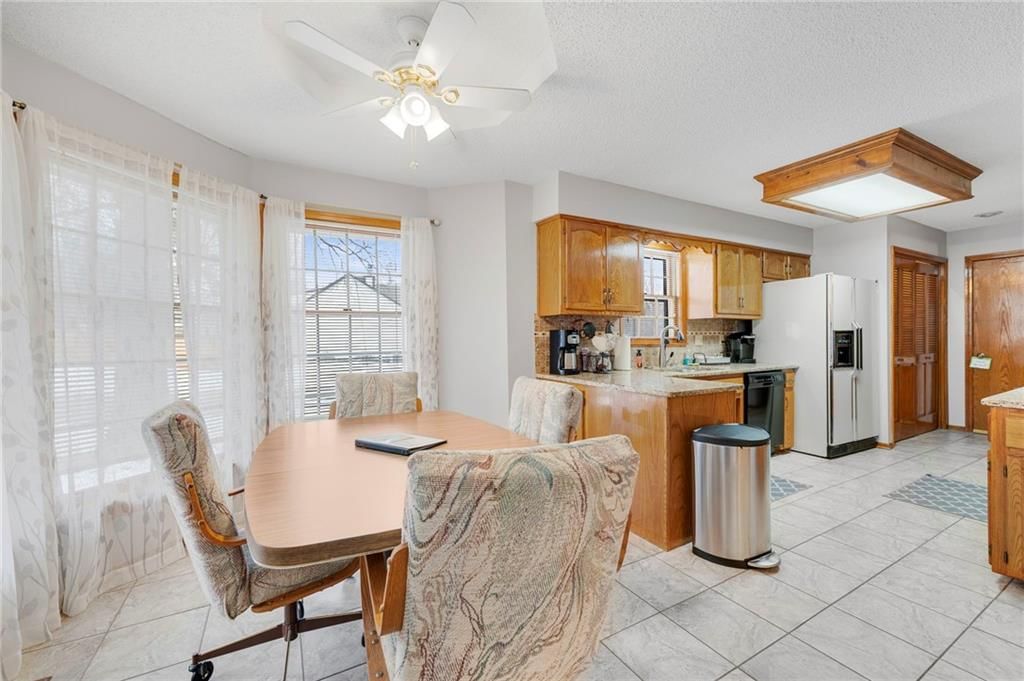 11800 England Street — photo 11