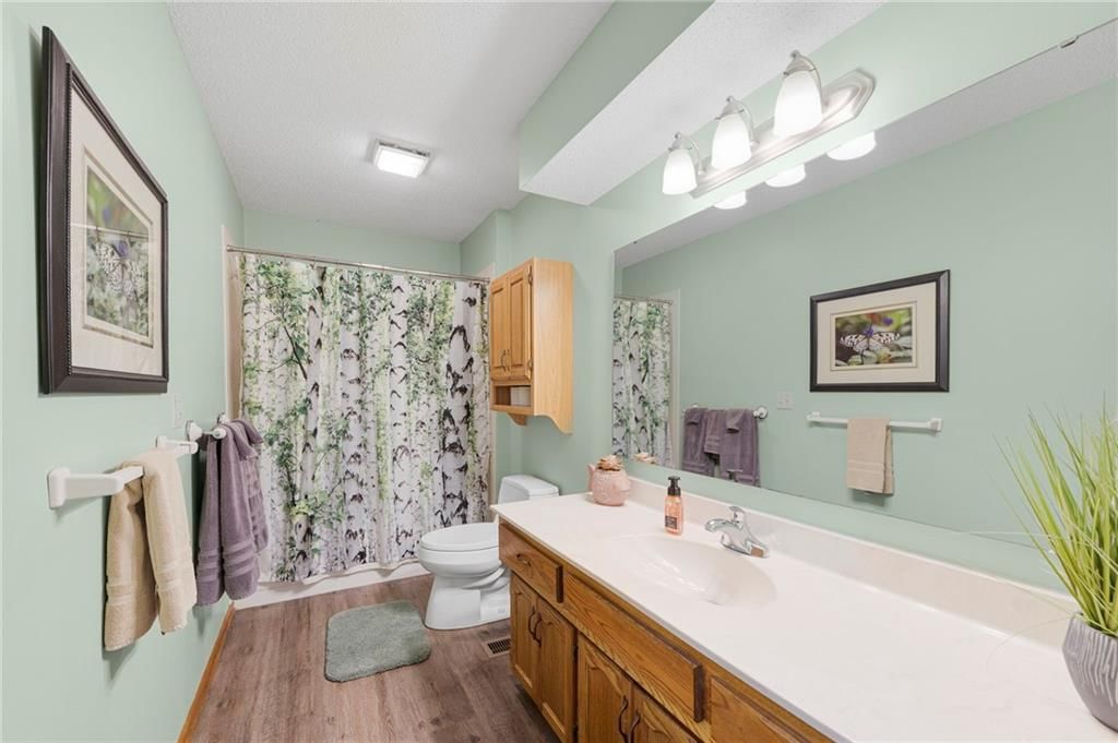 11800 England Street — photo 24