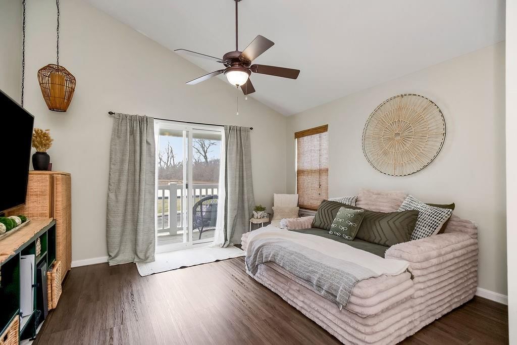 8010 N Drury Avenue — photo 5