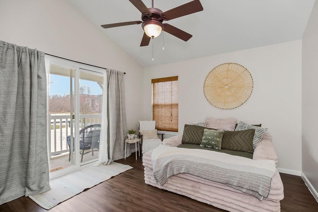 8010 N Drury Avenue — photo 6