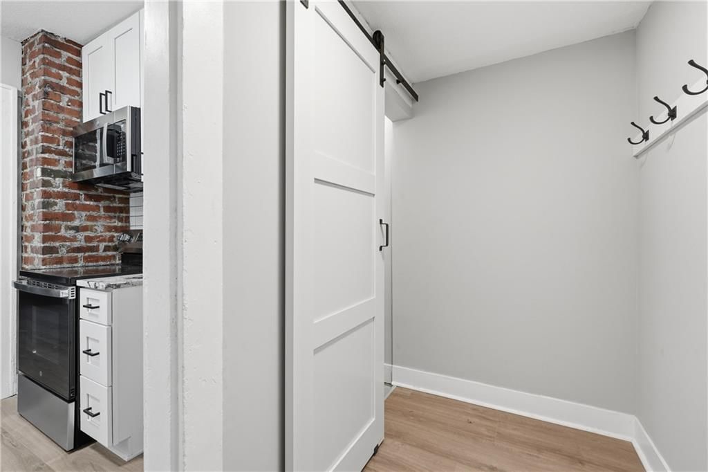 5132 Wabash Avenue — photo 26