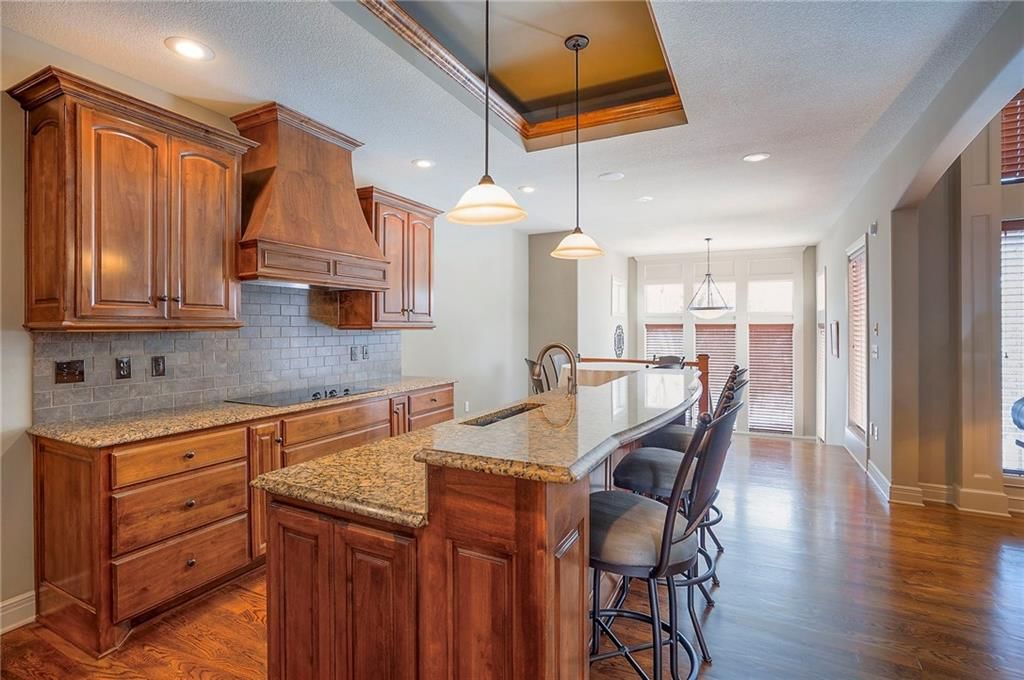 7803 N Hull Avenue — photo 28