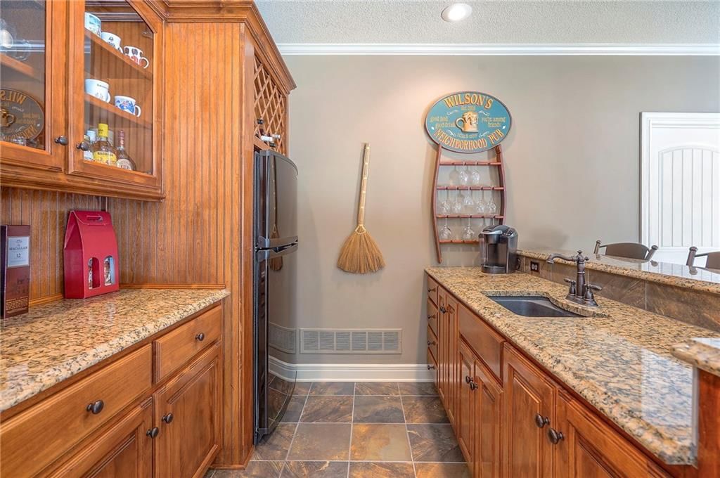 7803 N Hull Avenue — photo 39