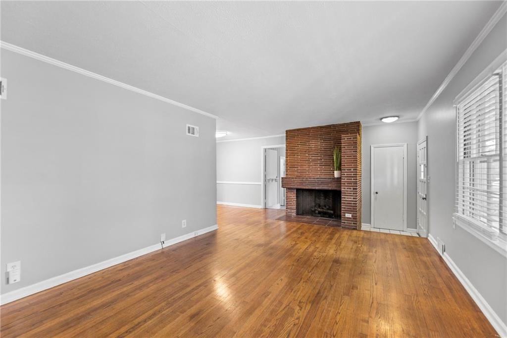 6102 W 67th Terrace — photo 5