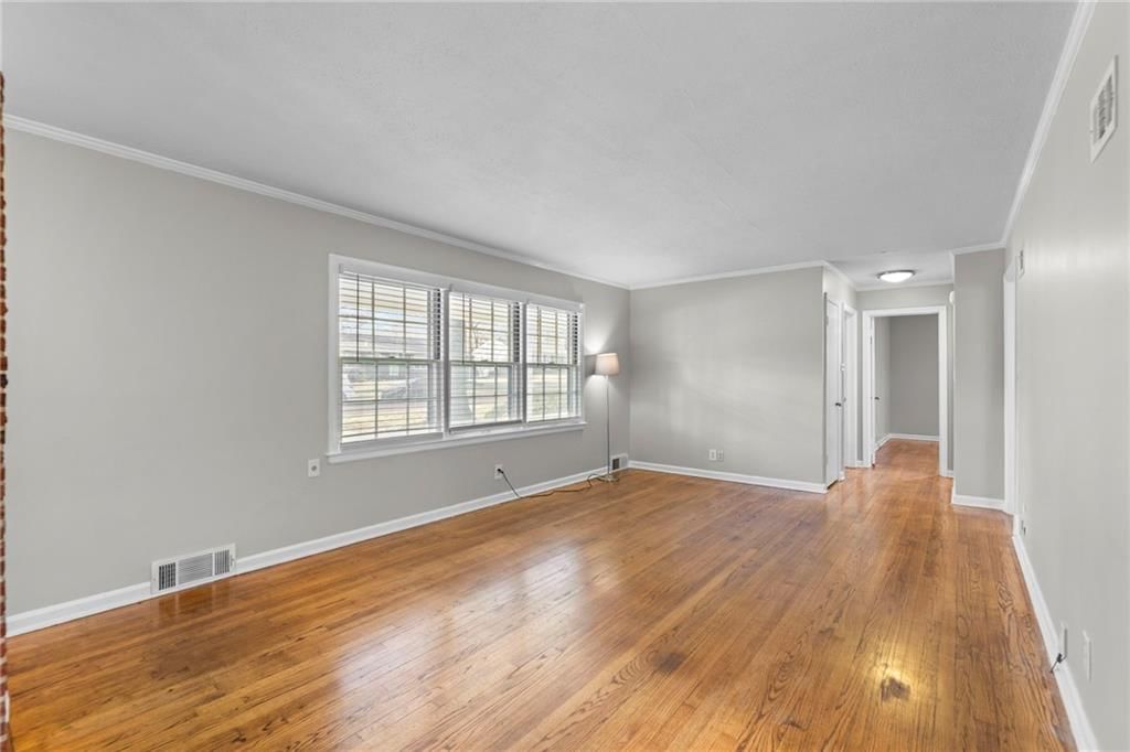 6102 W 67th Terrace — photo 6