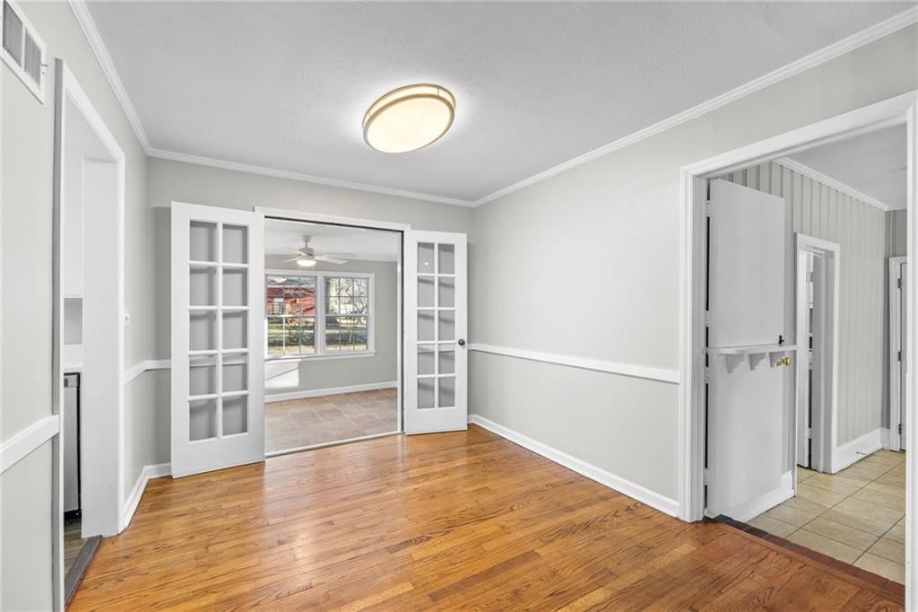 6102 W 67th Terrace — photo 8