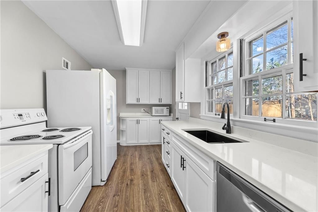 6102 W 67th Terrace — photo 11