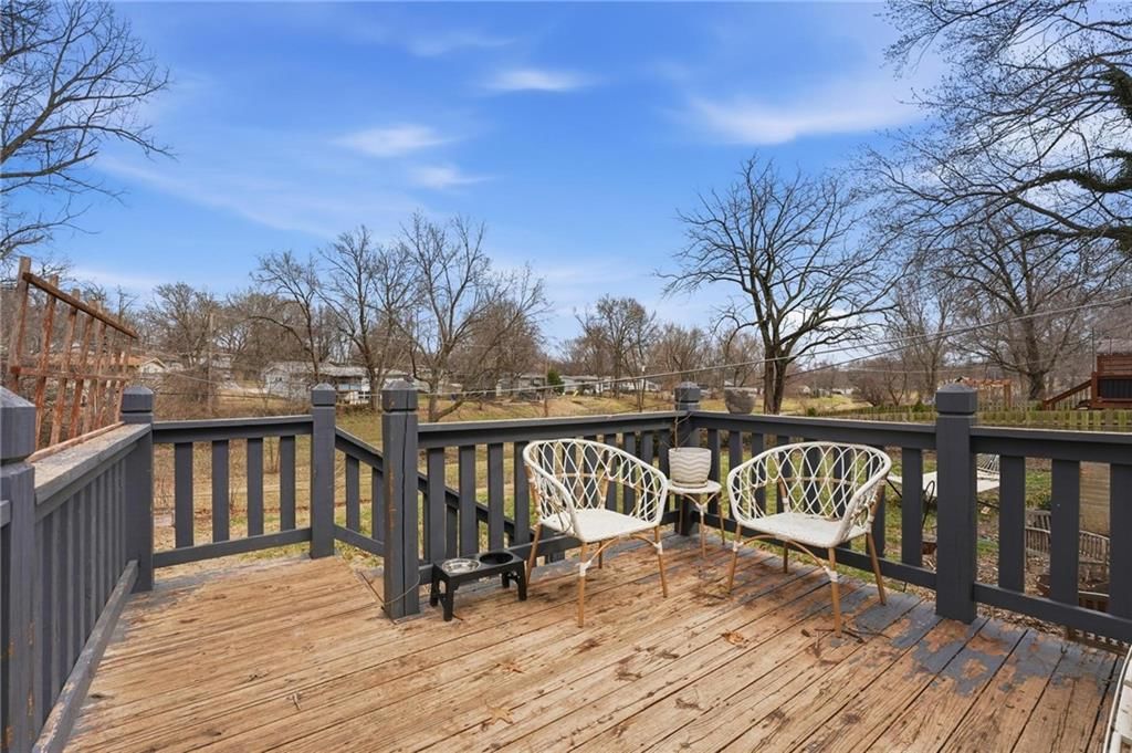 6115 N Michigan Avenue — photo 32