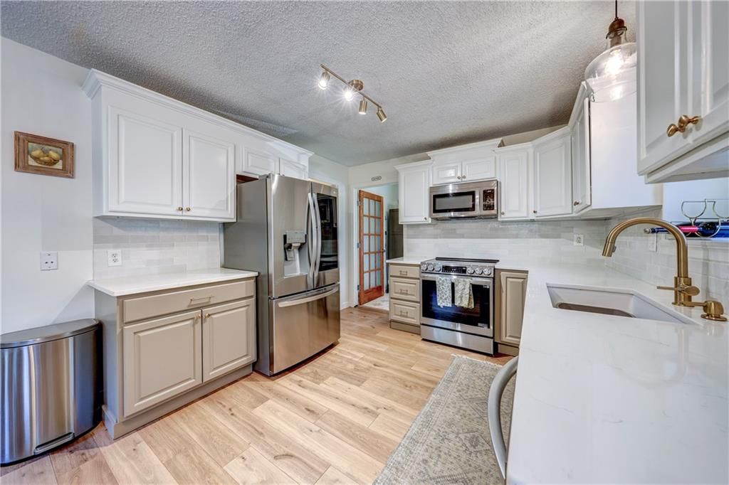 1305 NE Quail Walk Drive — photo 8
