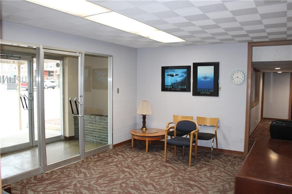 320 N Locust Street — photo 29