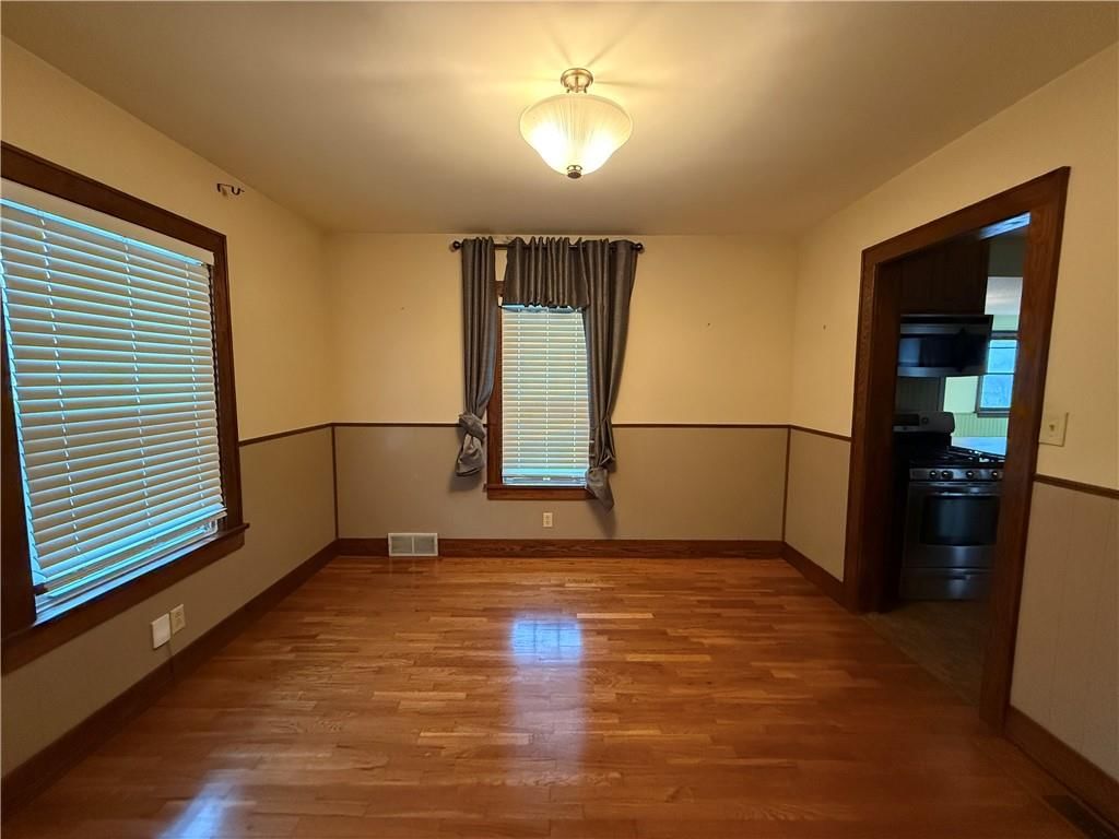 1428 Central Avenue — photo 4
