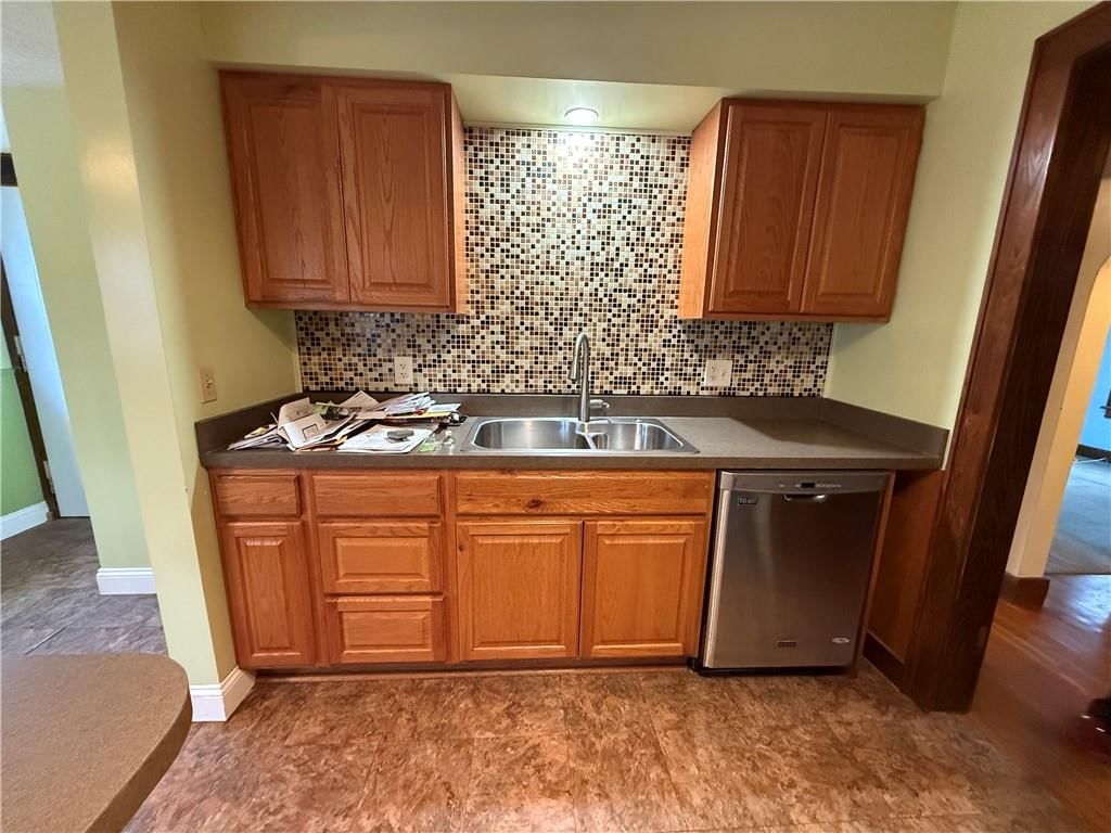 1428 Central Avenue — photo 9
